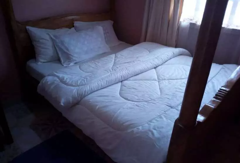 پانسیون Regency Guest Homes