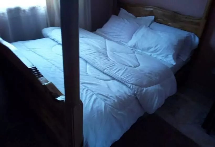 پانسیون Regency Guest Homes