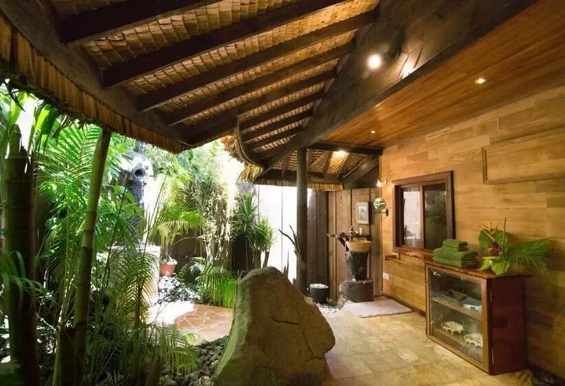 پانسیون Rohotu Fare