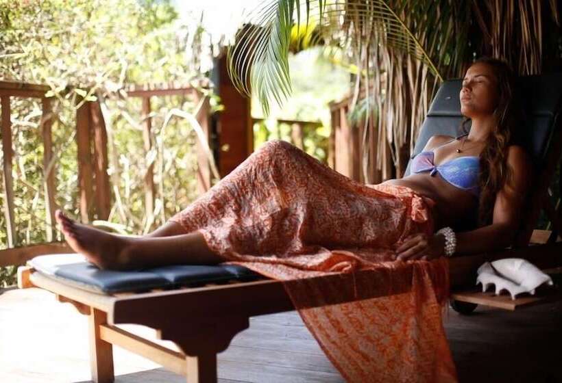 پانسیون Rohotu Fare