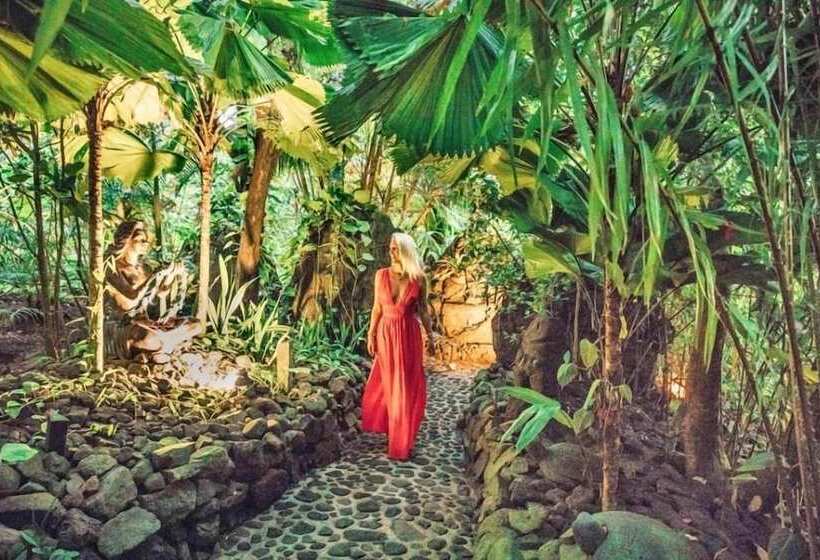 پانسیون Rohotu Fare