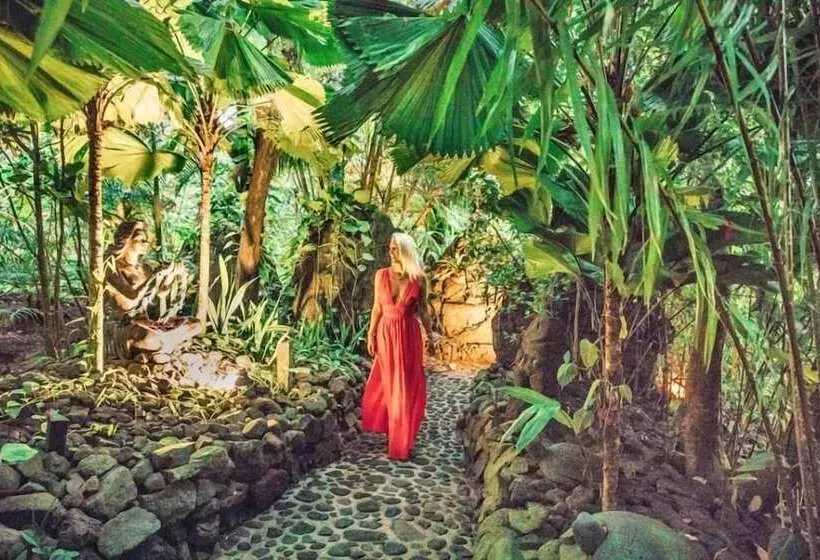 پانسیون Rohotu Fare