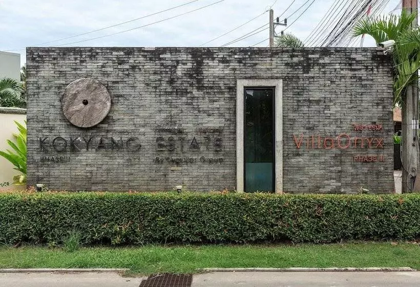 Villa Buton
