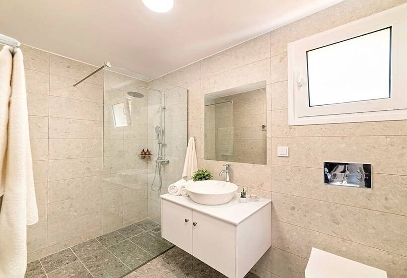 Villa Di Creta Heated Pool