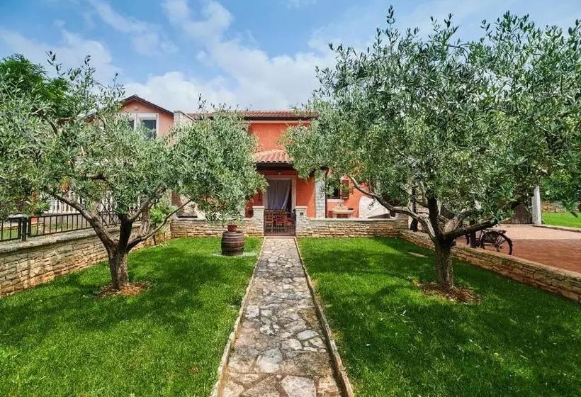 Villa Mala
