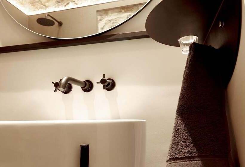 Pension Bastion House