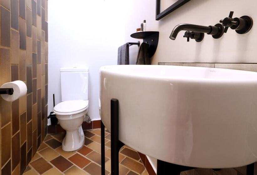 Pension Bastion House