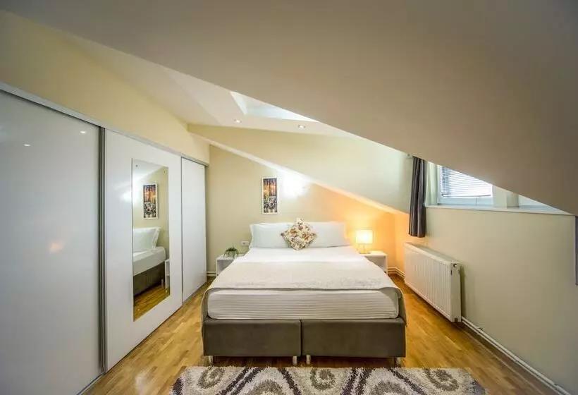 پانسیون F Apartments