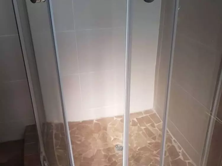 پانسیون Goora Motho Guest House