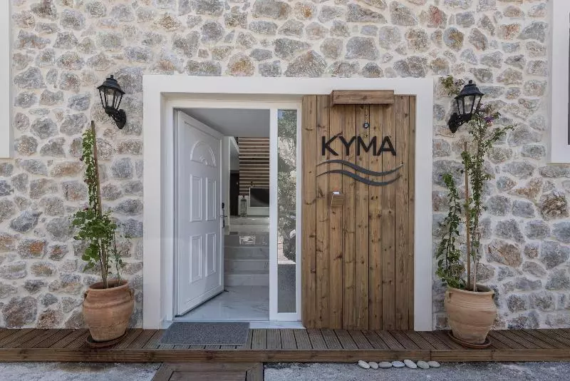 پانسیون Kyma Rooms & Suites