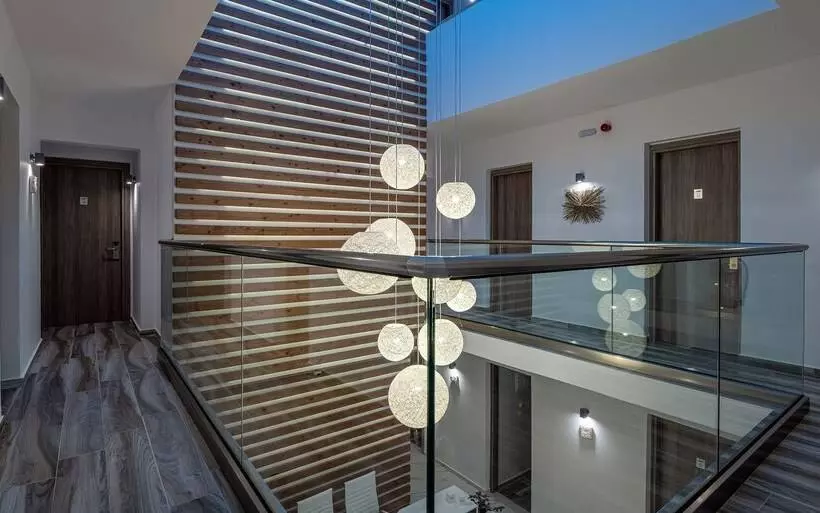 پانسیون Kyma Rooms & Suites