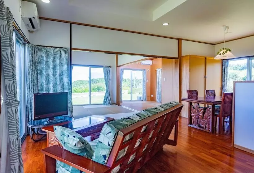 ペンション Uminoyado Urumanchu & Condominium De Urumanchu