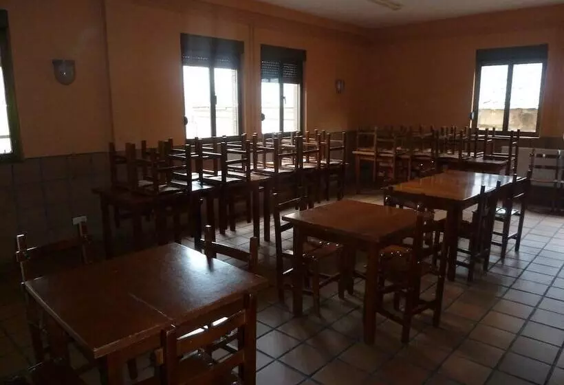 Albergue Teverga   Hostel