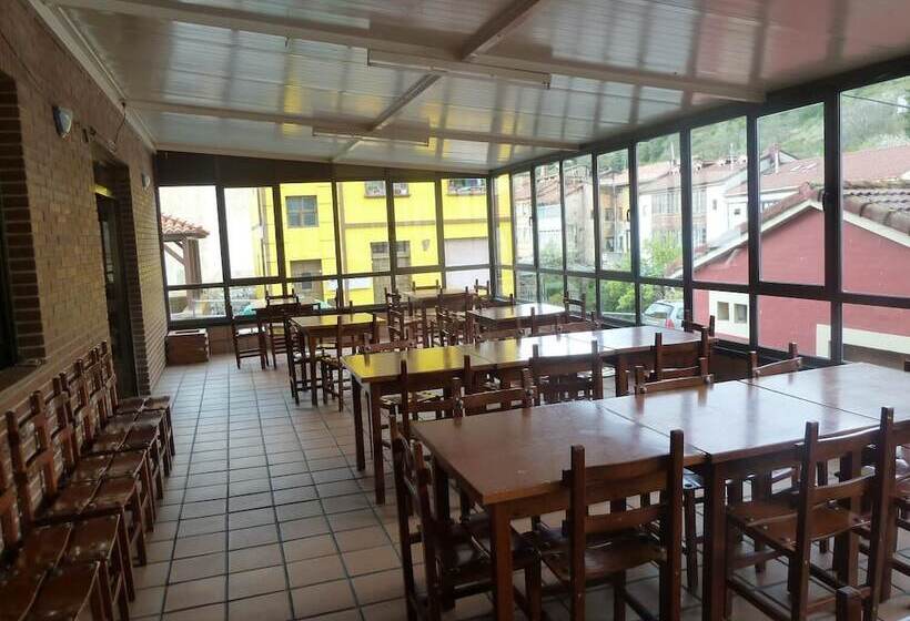 Albergue Teverga Hostel