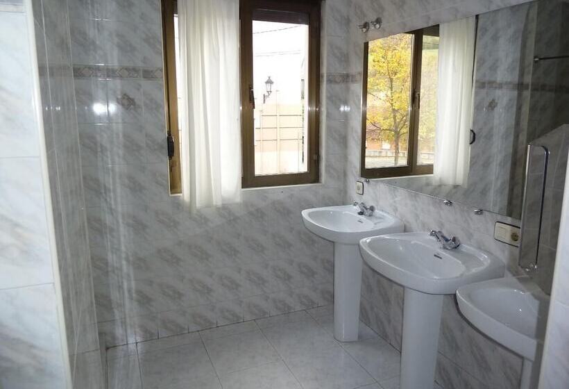 Albergue Teverga Hostel