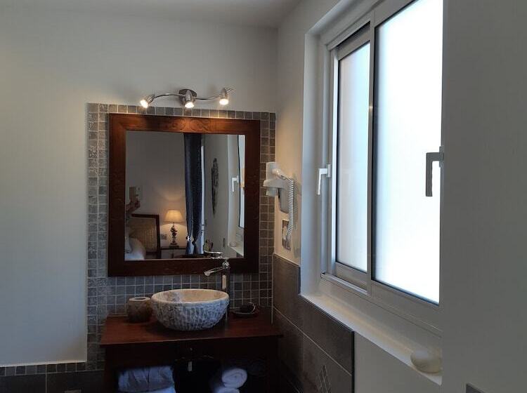 ベッドアンドブレックファースト Chambres D Hôtes  Piscine, Spa, Tennis