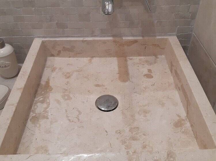 ベッドアンドブレックファースト Chambres D Hôtes  Piscine, Spa, Tennis