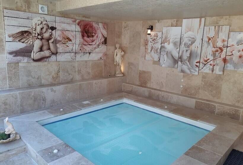 ベッドアンドブレックファースト Chambres D Hôtes  Piscine, Spa, Tennis