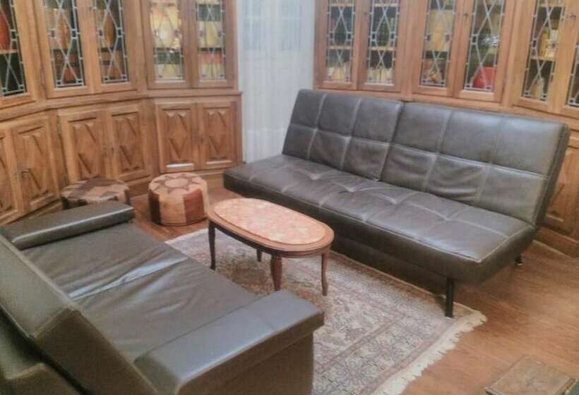 ベッドアンドブレックファースト Gîte Mas De Bruguerolle