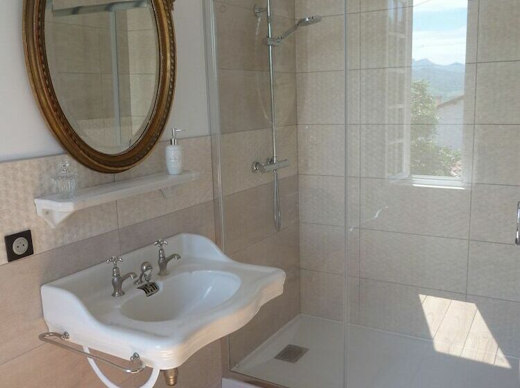 Bed and Breakfast Domaine Abartiague