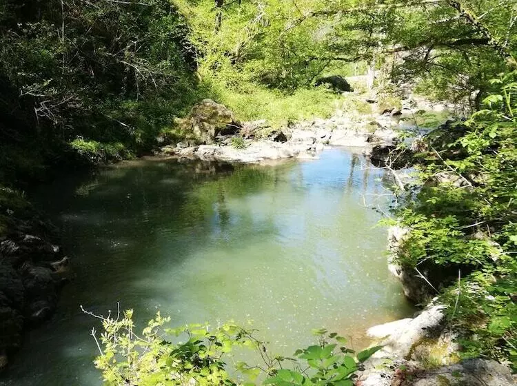 Aamiaismajoitus (B&B) Domaine Abartiague