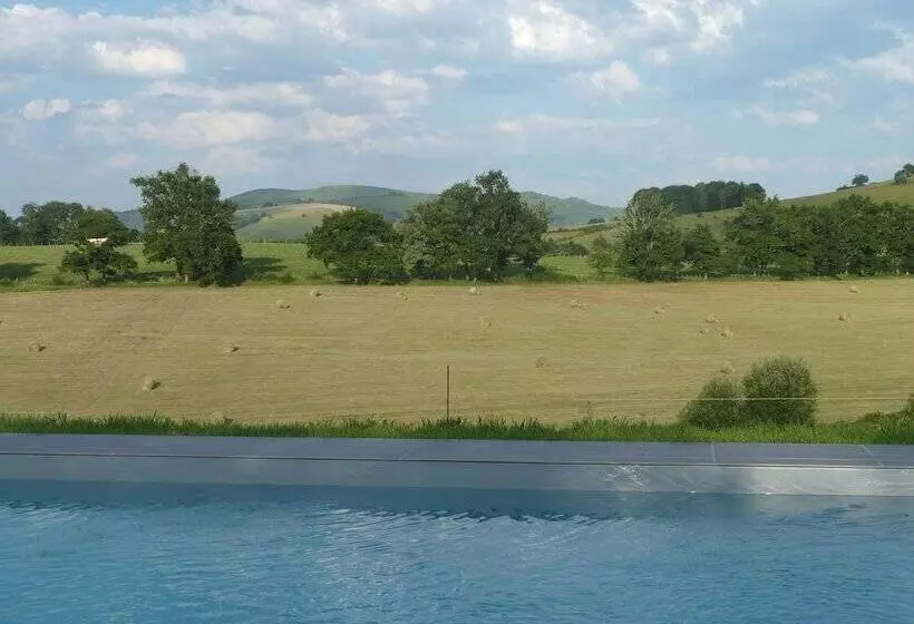 Aamiaismajoitus (B&B) Domaine Abartiague