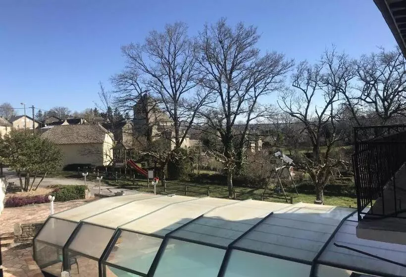 ホテル Aux Berges De Pareloup   Annexe