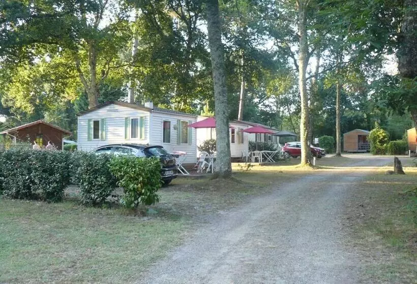 ホテル Camping Le Pin