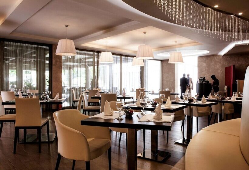 هتل Grand De Kinshasa