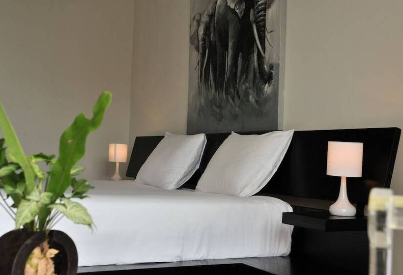 هتل Grand De Kinshasa