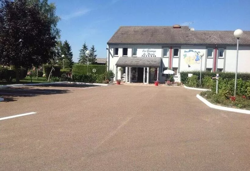 ホテル La Grange De Marie