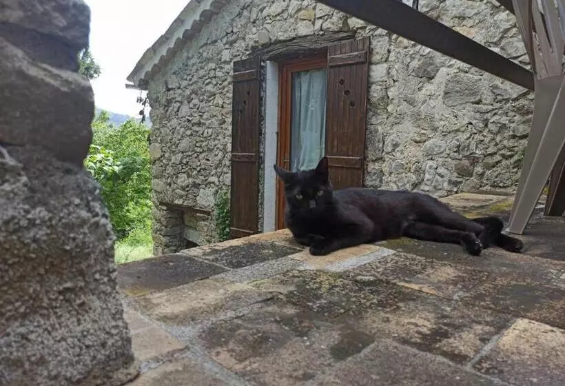 La Maison De Julie