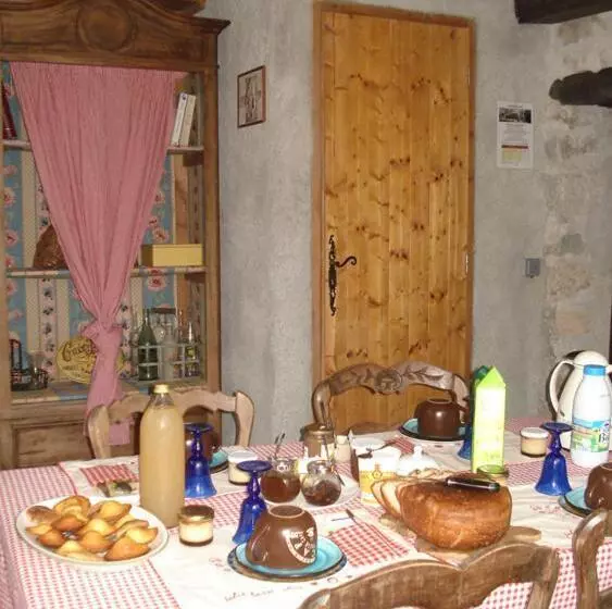 La Maison De Julie