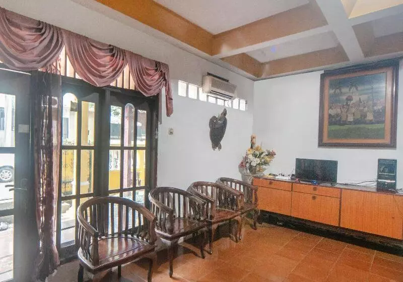ペンション Danysa Guest House