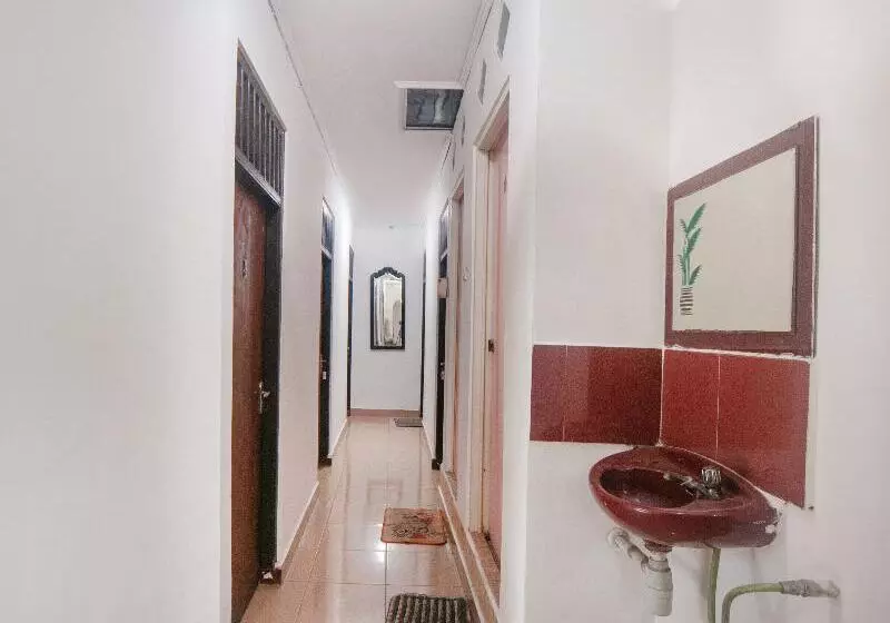 ペンション Danysa Guest House
