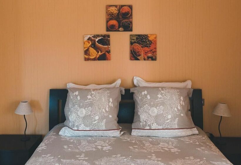 Пансион Les Voyageurs