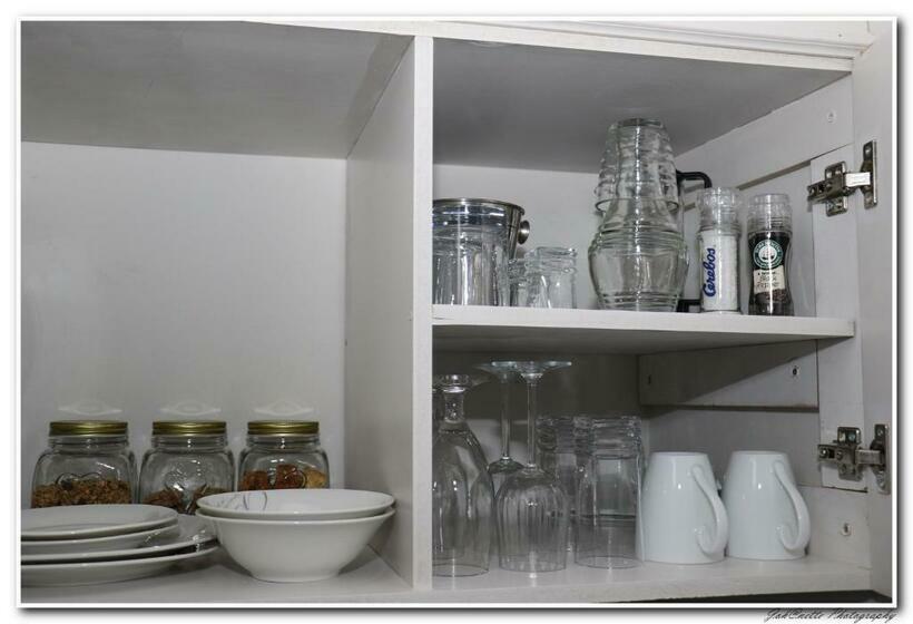 פנסיון Montarie Guest Accommodation