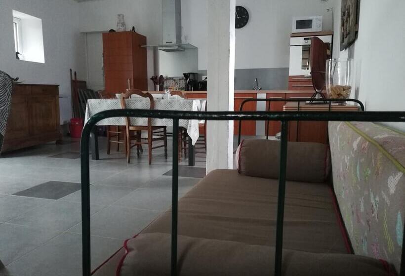 ペンション Topaze