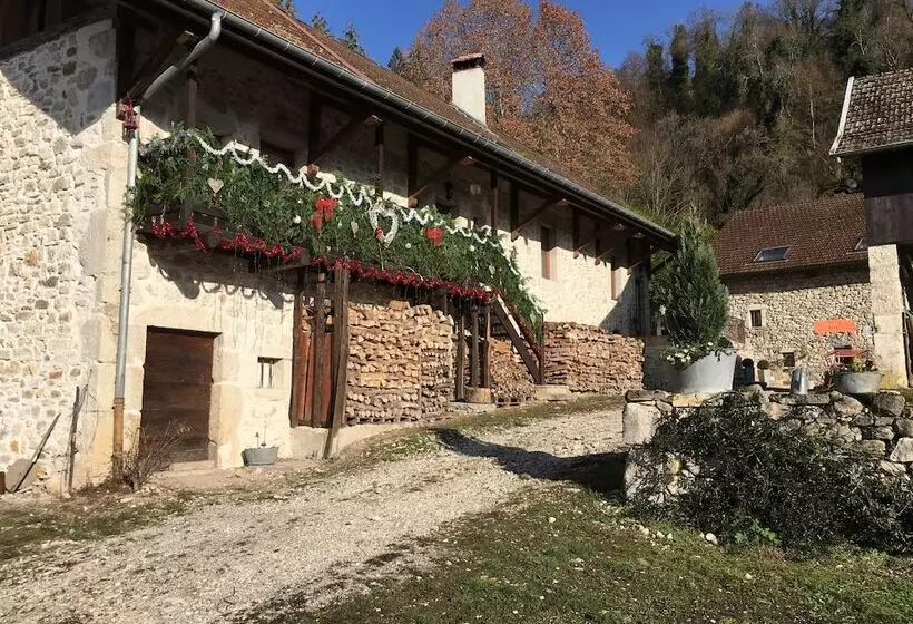 B&b Les Lodges De La Cascade