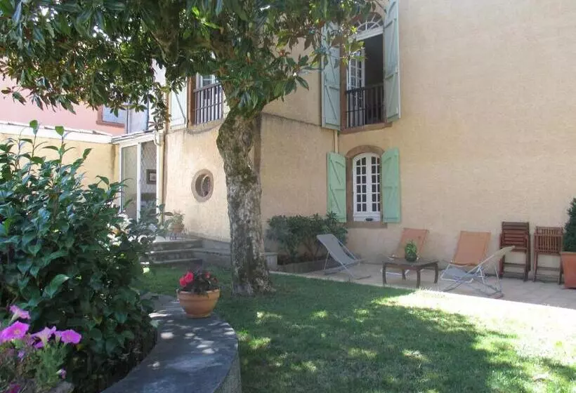 Aamiaismajoitus (B&B) Le Clos De La Bastide