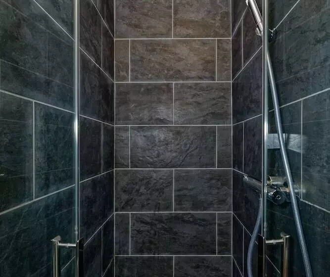 Aamiaismajoitus (B&B) Le Clos Magedon