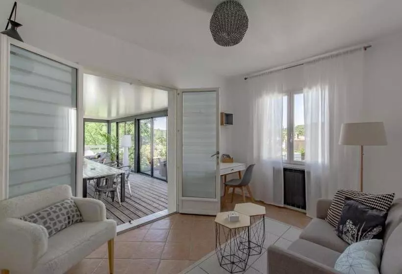 ベッドアンドブレックファースト Mise En Scène