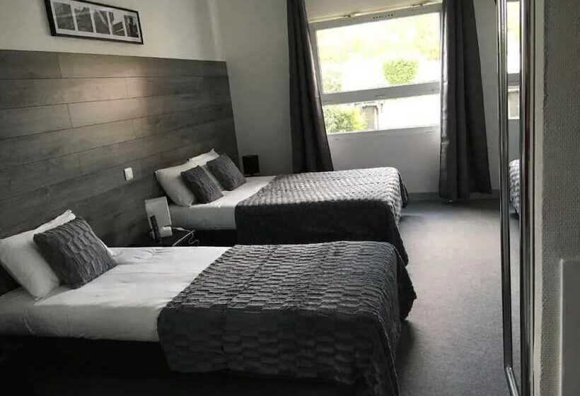 Отель Mervil Airport