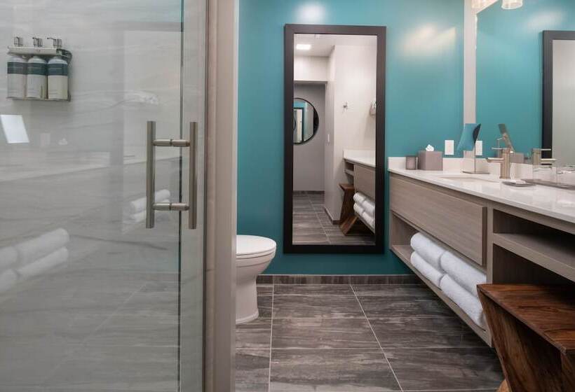 فندق The Independence