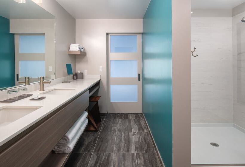 فندق The Independence