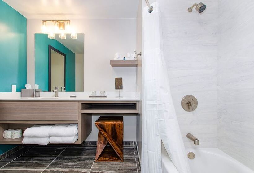 فندق The Independence