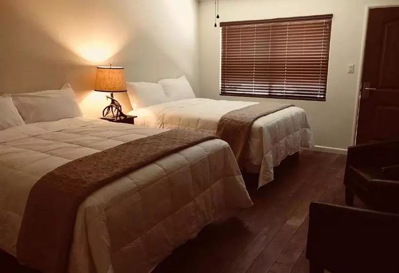 Hotelli Village At Childs Meadow