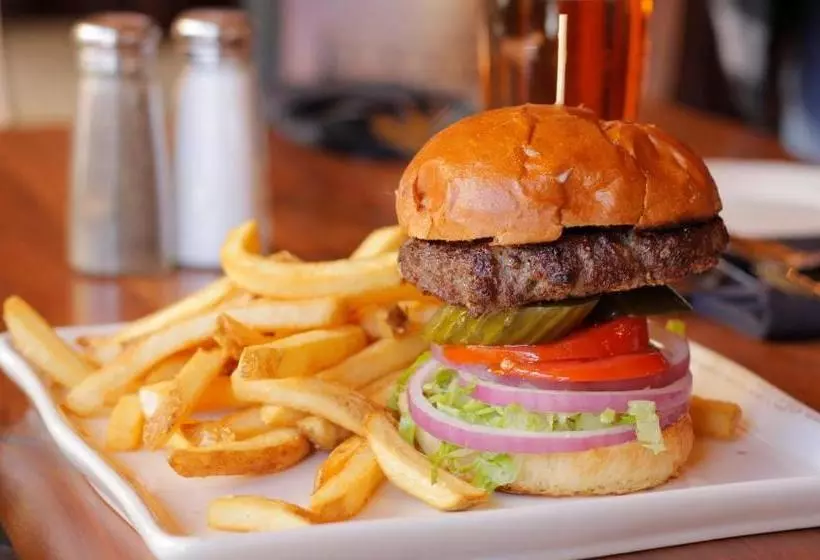 Hotelli Village At Childs Meadow