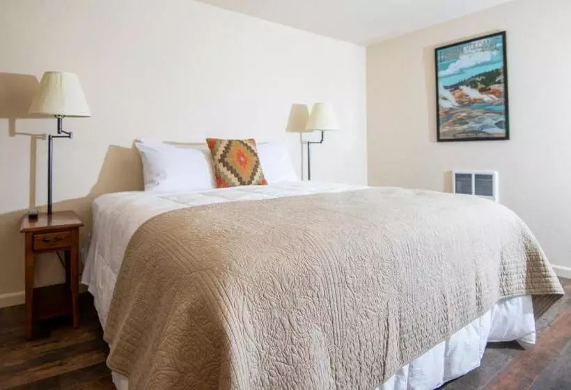 Hotelli Village At Childs Meadow