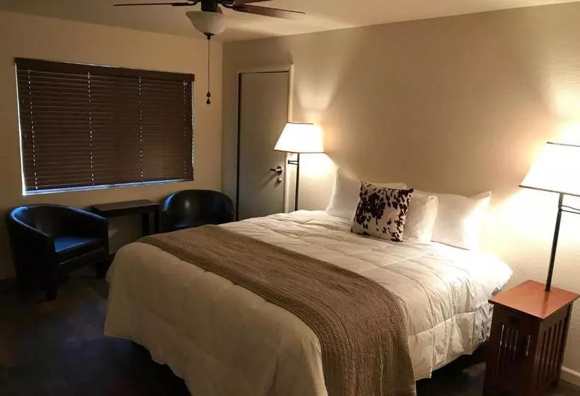 Hotelli Village At Childs Meadow